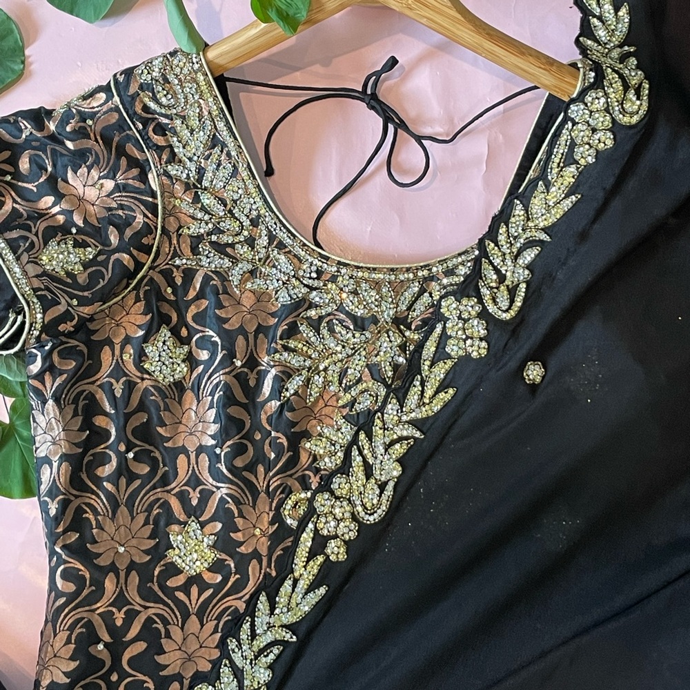 Copper and black Indian suit salwar kameez brocade suit Punjabi Pakistan
